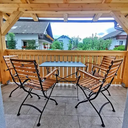 Apartmaji Tomsic * Mojstrana