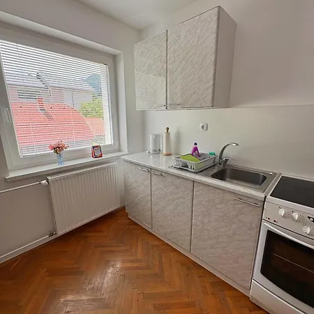 Apartment Apartmaji Tomsic *