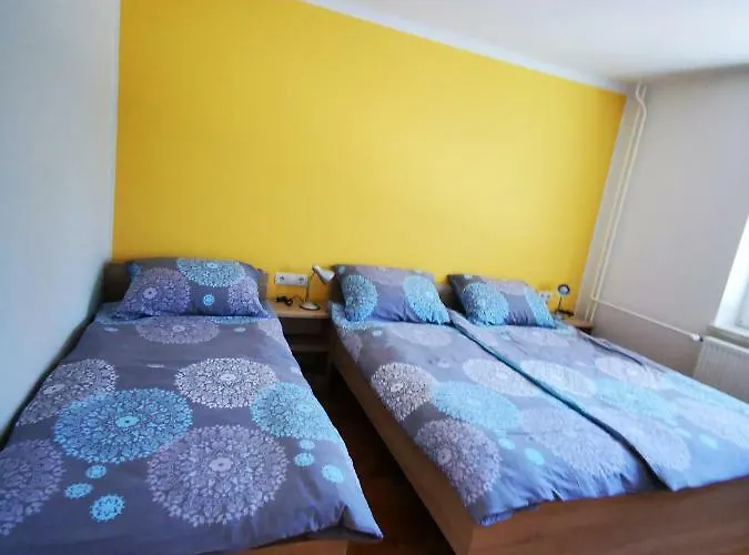 Apartmaji Tomsic מויסטראנה