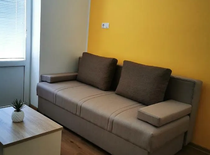 דירה Apartmaji Tomsic *