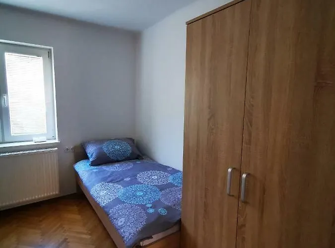 Apartmaji Tomsic דירה מויסטראנה